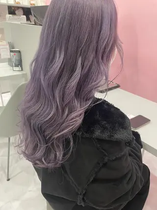 ロング カラー 岩田 萌那のヘアスタイル