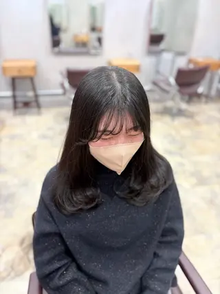 セミロング 寺下 璃桜のヘアスタイル