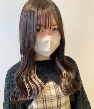 セミロング カラー ayumi🌈 インナーカラー🌈のヘアスタイル