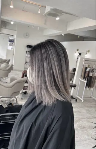 ミディアム カラー ROBIN所属・指名数No.1 /NAOYAのヘアスタイル