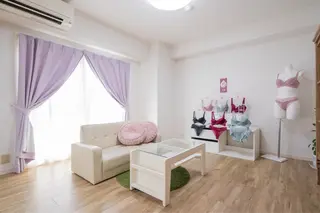 Realiser所属・バスト専門店　髙橋 優紀のエステ・リラクイメージ