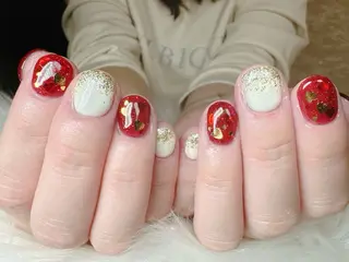 ネイル ECLAT エクラ所属・寺山 千鶴のネイルデザイン