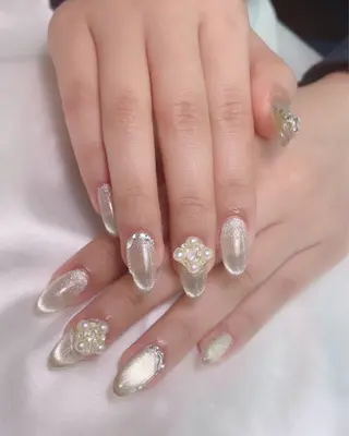 ネイル lucky nail 歌舞伎町のネイルデザイン