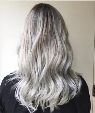 セミロング カラー レイヤーカット BLend 渋谷のヘアスタイル