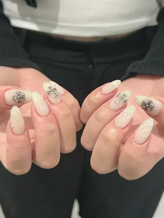 ネイル GO TODAY SHARE SALON 新宿Gratia店所属・RURU nailのネイルデザイン