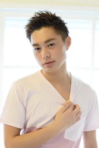 ショート メンズ 倉橋 俊輔のヘアスタイル