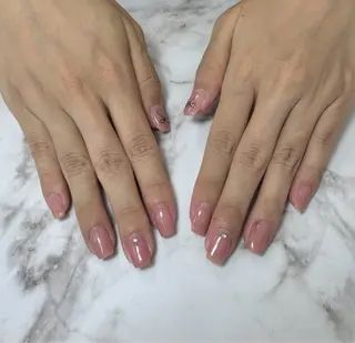 ネイル 佐藤　寛子 りとるうねるま所属のネイルデザイン