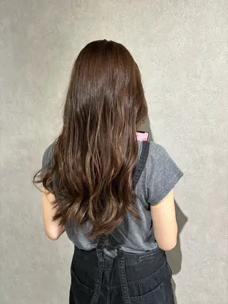 ロング カラー Bish Yanaのヘアスタイル