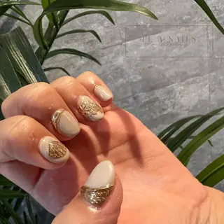 ネイル LE'A NAILSのネイルデザイン