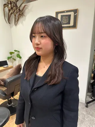 セミロング 透明感イルミナカラー ／寒色/MOMOKAのヘアスタイル