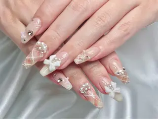 ネイル À  LANA所属・NEWオープン À LANAのネイルデザイン