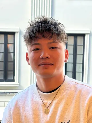 ショート パーマ メンズ DAD　BARBERSHOP所属・三宮メンズカット ヨシイッキのヘアスタイル