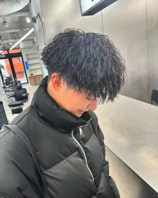 ショート パーマ職人DAIKI ツイスパ/波巻きのヘアスタイル