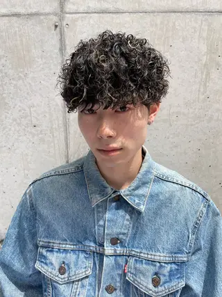 ショート カラー パーマ ヘアアレンジ メンズ 亀井隆汰/メンズ専門 パーマ特化美容師のヘアスタイル