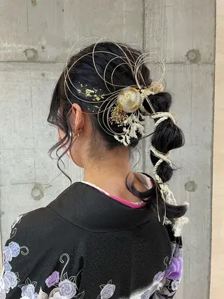 ロング ヘアアレンジ 女性に人気♪ はやしほのかのヘアスタイル