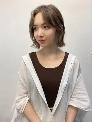 ミディアム 鎌倉 彩のヘアスタイル