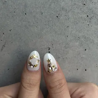 ネイル nailroom own所属・maino ( own　)のネイルデザイン