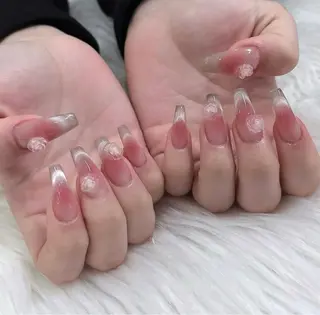 ネイル LilyLala Nailsalonのネイルデザイン