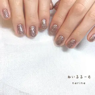 ネイル NAILST Naomiのネイルデザイン