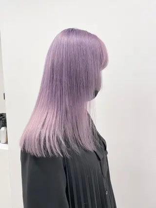 セミロング カラー 🤍💕ブリーチカラ ーAyaka💕🤍のヘアスタイル