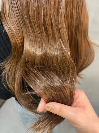 ロング カラー ルプラボウ 尾関　唯那のヘアスタイル