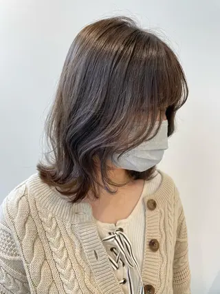 ミディアム カラー 韓国レイヤーカット/ ダブルカラーのヘアスタイル