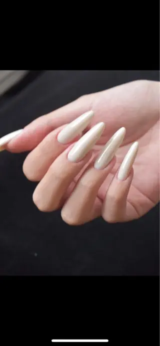 ネイル 長さだし専門店）H‘ami nailsalon新大久保所属・金子 希のネイルデザイン