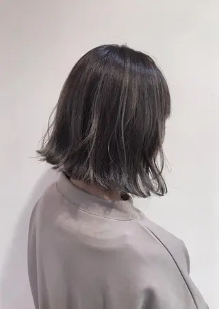 ショート カラー 安井 匡隆のヘアスタイル