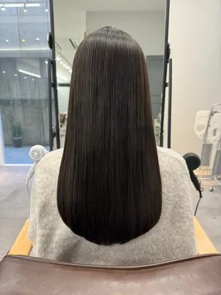 ロング 宇田川 結菜のヘアスタイル