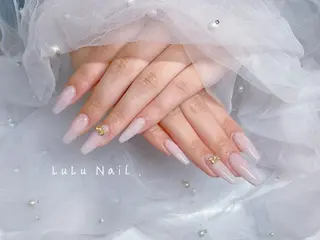 ネイル LULU Nail Salon 新宿所属・LU LU NailSalonのネイルデザイン