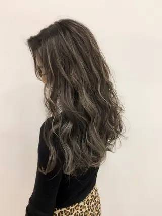 ロング カラー 山内 聡史のヘアスタイル