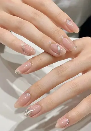 ネイル 高木 維麗絲のネイルデザイン