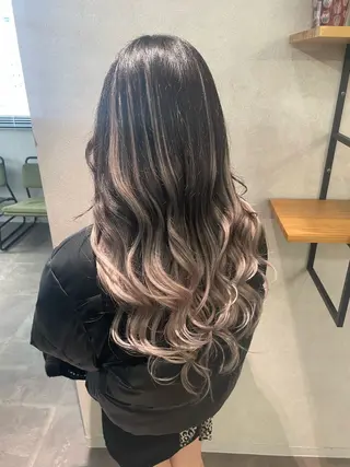 ロング エクステ/ハイトーン /ミサキのヘアスタイル