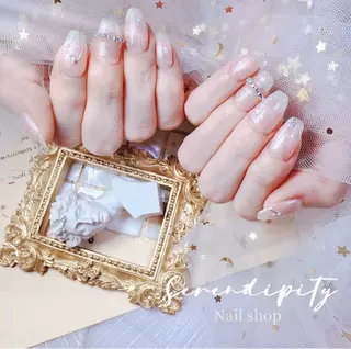 ネイル 美人計ネイルサロン所属・中山 美月のネイルデザイン