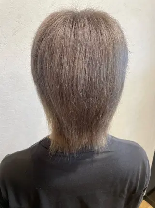 カラー 岡村 真子のヘアスタイル