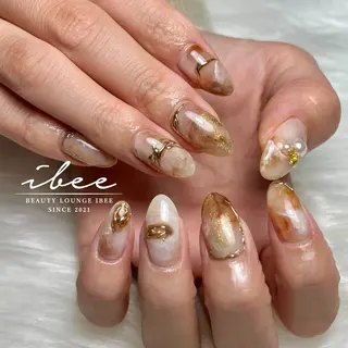 ネイル ibee nail 🤍yumiのネイルデザイン