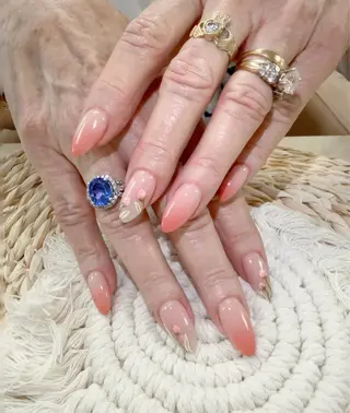 ネイル Floria KANAのネイルデザイン