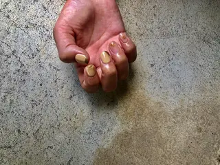 ネイル nailsalon　hue所属・小山 羽奈のネイルデザイン