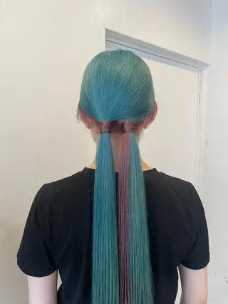 ロング ヘアアレンジ hen所属・心斎橋/レイヤー/ ブリーチ/モエのヘアスタイル