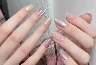 ネイル 高木 維麗絲のネイルデザイン