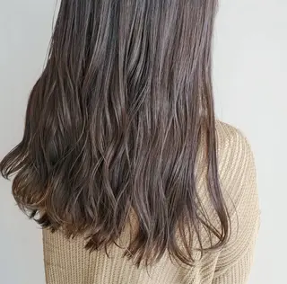 ロング 丸 ひびきのヘアスタイル