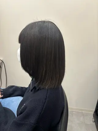 ショート と きのヘアスタイル