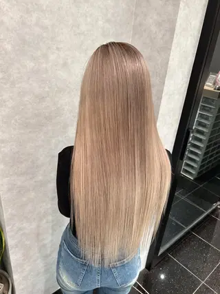 ロング カラー 🥇KEN /レイヤー/艶カラーのヘアスタイル