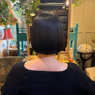 ショート 飯田 実歩(じっぽ)のヘアスタイル