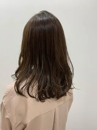 ミディアム Luce所属・奈良 優輝のヘアスタイル