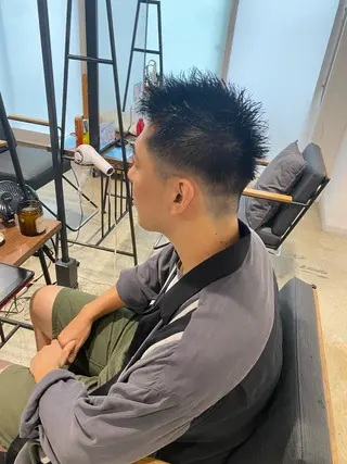 メンズ みつけ／メンズカット メンズパーマ🦔のヘアスタイル