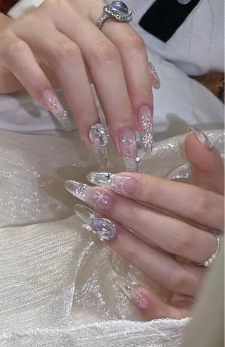 ネイル D-BEAUTY Nailsalonのネイルデザイン