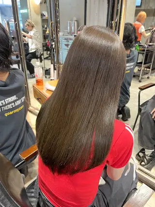 セミロング カラー 似合わせハイトーン 🍯ayumi🍯のヘアスタイル