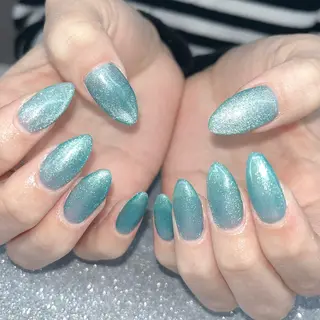 ネイル VIERU YURIのネイルデザイン