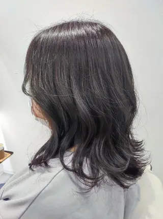 ミディアム 神 唯織のヘアスタイル